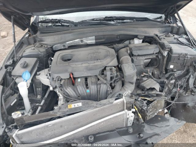 5XXGT4L39KG368892 KIA Optima S