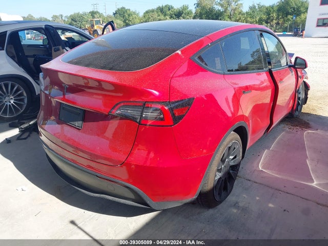 5YJYGDEDXMF106352 Tesla Model Y Standard Range Rear-wheel Drive