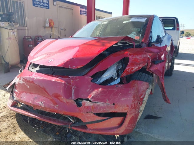 5YJYGDEDXMF106352 Tesla Model Y Standard Range Rear-wheel Drive