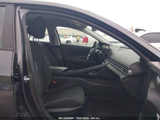 5NPLS4AG0PH109114 Hyundai ELANTRA SEL