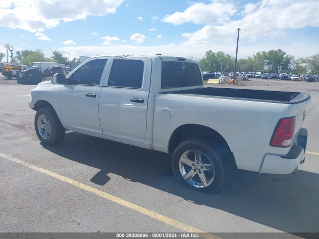 RAM 1500 Express  4x4 5'7 Box 2018 1C6RR7KT2JS126130 Image 3
