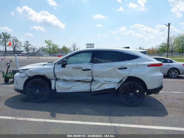 Toyota Venza Nightshade Edition 2023 JTEAAAAHXPJ124174 Image 14
