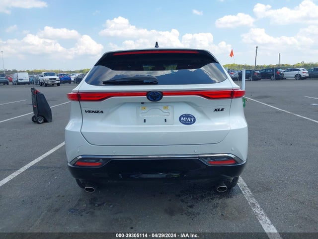 Toyota Venza Nightshade Edition 2023 JTEAAAAHXPJ124174 Image 16