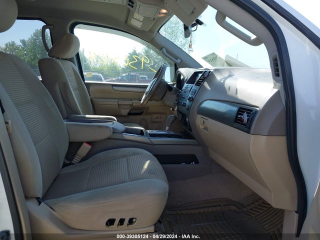 Nissan ARMADA SV 2014 5N1BA0NC0EN608714 Image 5