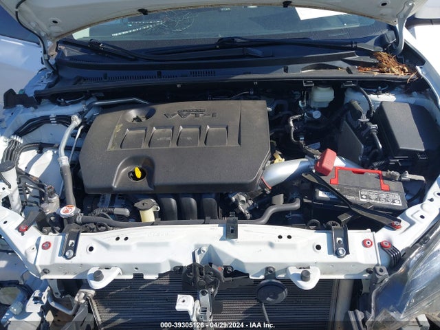 Toyota COROLLA SE 2018 5YFBURHE1JP777246 Image 10