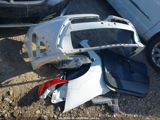 Toyota COROLLA SE 2018 5YFBURHE1JP777246 Image 12