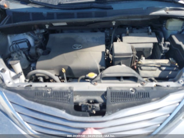 Toyota Sienna Le 8 Passenger 2015 5TDKK3DC8FS586056 Image 10