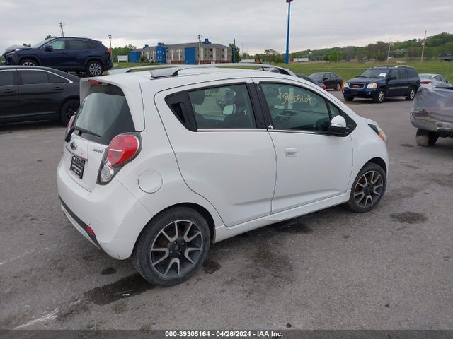 Chevrolet Spark 2lt Auto 2014 KL8CF6S98EC572457 Image 4