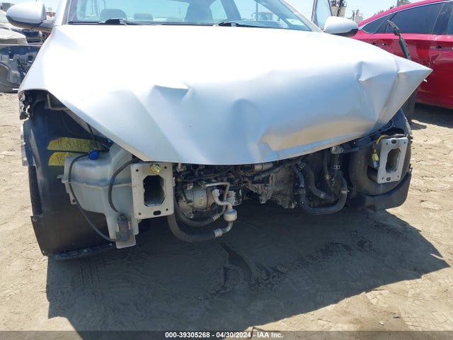 Hyundai ELANTRA SE 2017 5NPD74LF9HH196930 Image 6