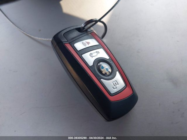 WBA2J1C59KVD09961 BMW 230I