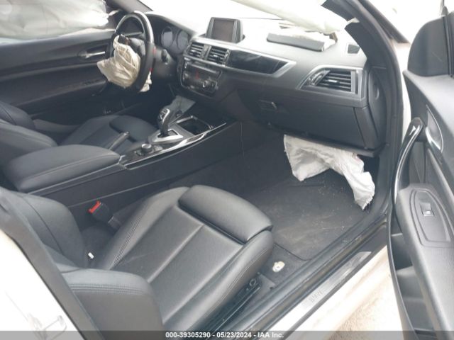 WBA2J1C59KVD09961 BMW 230I