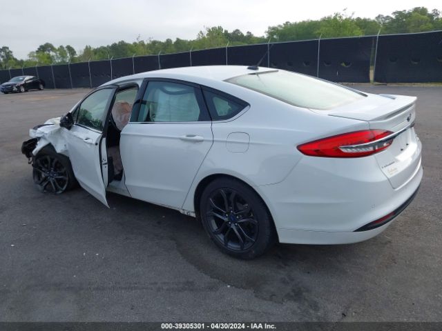 3FA6P0HD9JR144229 Ford FUSION SE