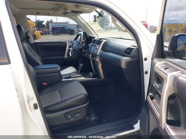 Toyota 4runner Sr5 Premium 2016 JTEBU5JR3G5377003 Image 5