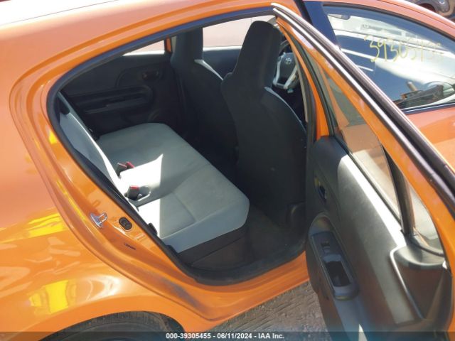 JTDKDTB38F1092502 Toyota Prius C One