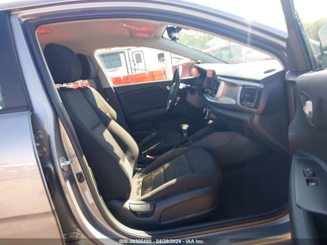 3KPA24AD8NE500221 KIA RIO S