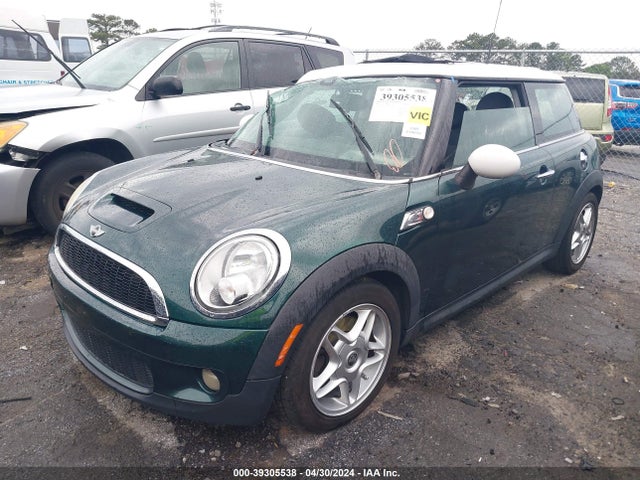 2009 MINI COOPER S WMWMF735X9TW84340 Photo 1