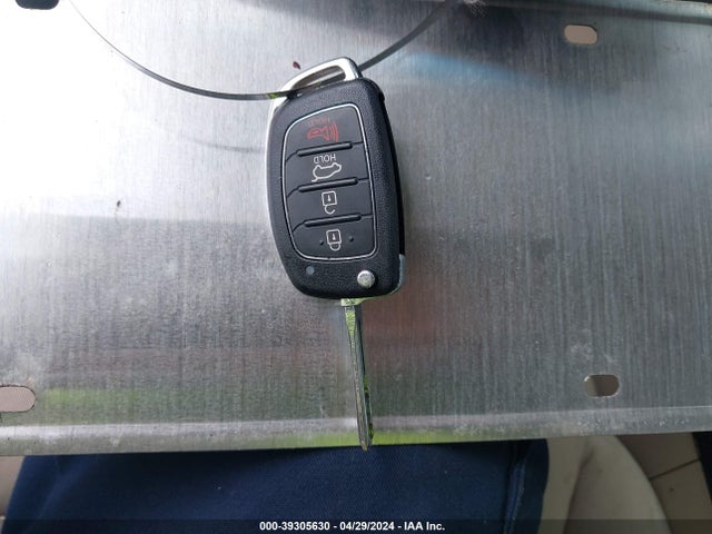 Hyundai SONATA SE 2015 5NPE24AF3FH169113 Image 11