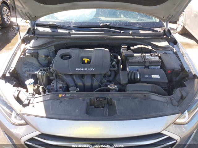 Hyundai ELANTRA SE 2017 5NPD84LF3HH022316 Image 10