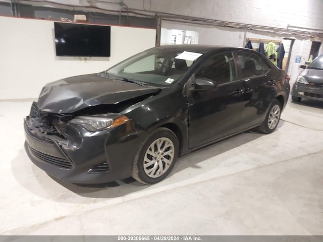 Toyota COROLLA LE 2019 2T1BURHE5KC154570 Image 2