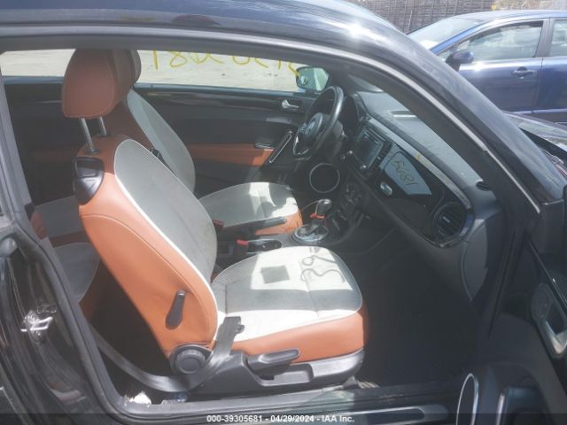 3VWF17AT9GM638857 Volkswagen Beetle 1.8t Classic