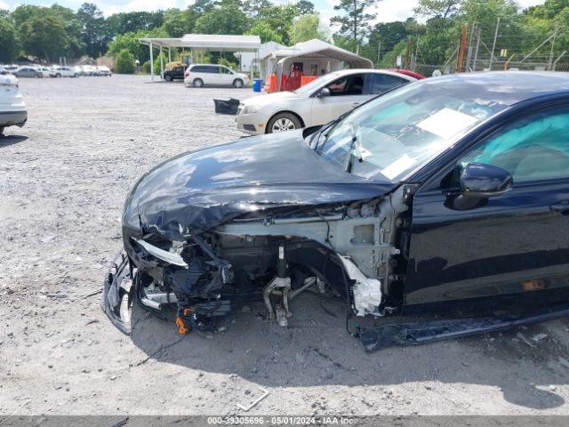 7JRL12FL1PG253175 Volvo S60 B5 Plus Dark Theme