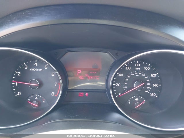 KIA SEDONA LX 2016 KNDMB5C1XG6165588 Image 7