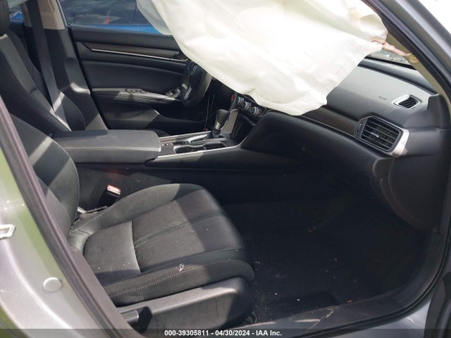 Honda ACCORD EX 2019 1HGCV1F40KA021878 Image 5