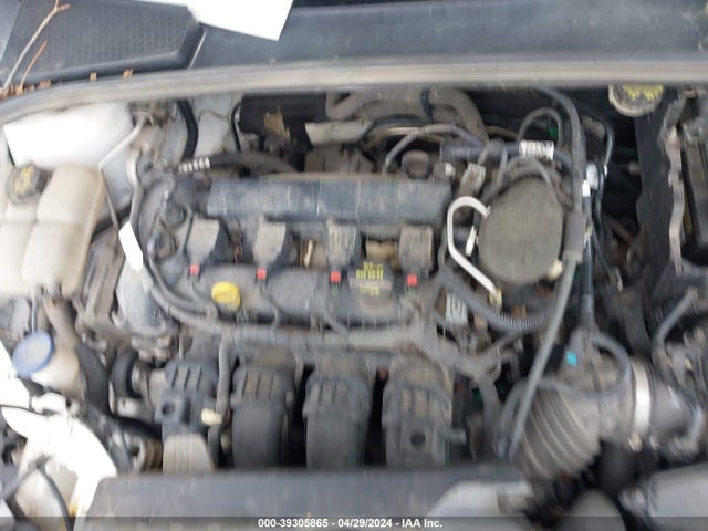 Ford Focus Titanium 2014 1FADP3J27EL107721 Image 10