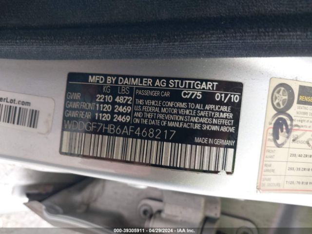 2010 MERCEDES-BENZ C 63 AMG WDDGF7HB6AF468217 Photo 8