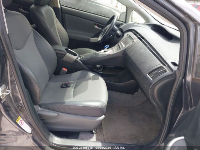 JTDKN3DU9E1795561 Toyota Prius Four
