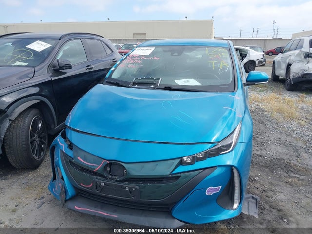 Toyota Prius Prime Plus 2018 JTDKARFP9J3093812 Image 13
