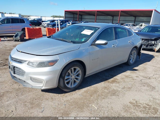 Chevrolet MALIBU LT 2018 1G1ZD5ST5JF245500 Image 2
