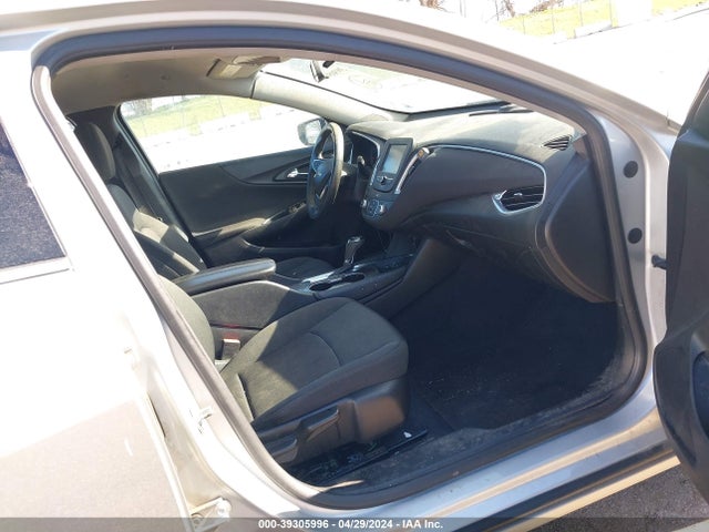 Chevrolet MALIBU LT 2018 1G1ZD5ST5JF245500 Image 5