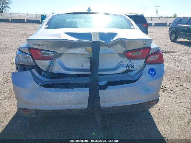 Chevrolet MALIBU LT 2018 1G1ZD5ST5JF245500 Image 6