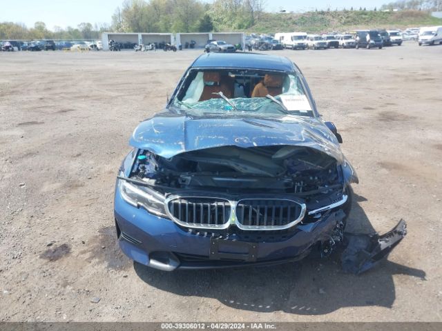 3MW5R7J0XN8C38693 BMW 330i Xdrive