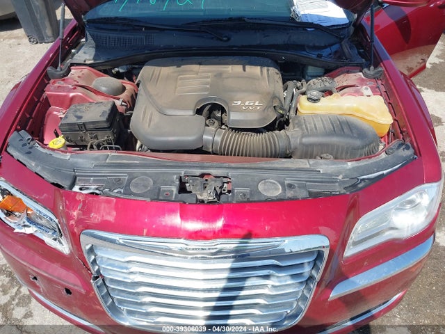 2C3CCAAG4EH105654 Chrysler 300