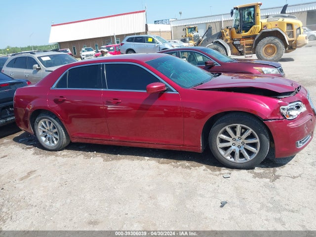 2C3CCAAG4EH105654 Chrysler 300