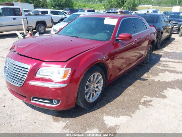 2C3CCAAG4EH105654 Chrysler 300