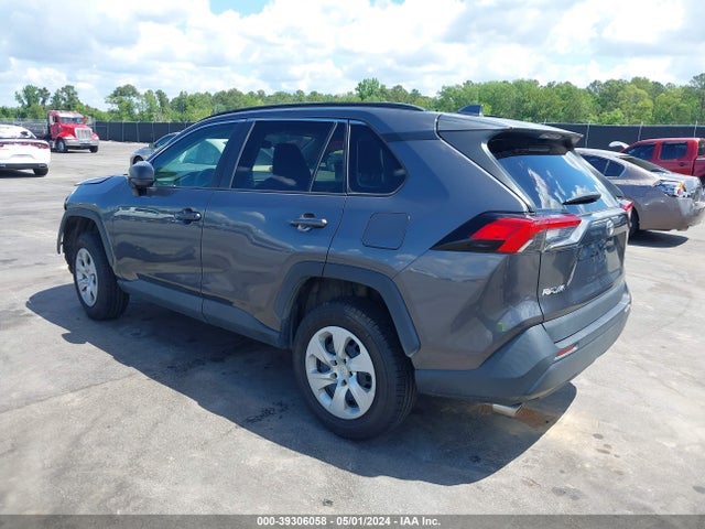 Toyota RAV4 LE 2021 2T3H1RFV7MW150695 Image 3