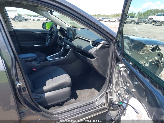 Toyota RAV4 LE 2021 2T3H1RFV7MW150695 Image 5