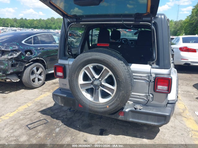 1C4HJXEN0MW645568 Jeep Wrangler Unlimited Sahara 4x4