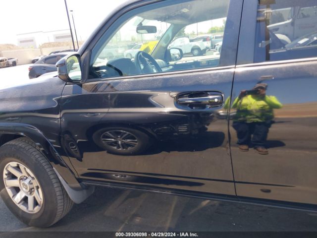 JTEBU5JR5E5188401 Toyota 4runner Trail