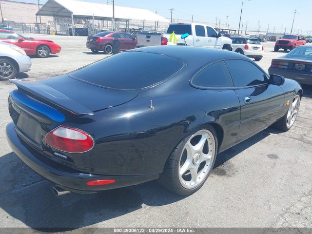 1997 JAGUAR XK8 SAJGX5743VC005944 Photo 3