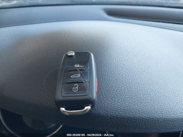 3VWLA7AJ7FM324673 Volkswagen Jetta 2.0l Tdi Se