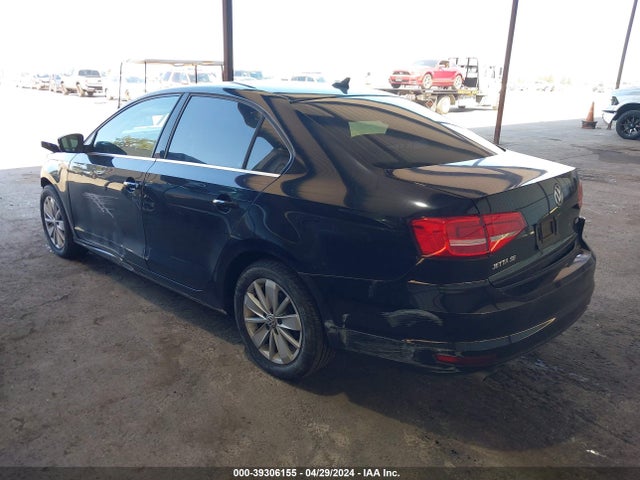3VWLA7AJ7FM324673 Volkswagen Jetta 2.0l Tdi Se