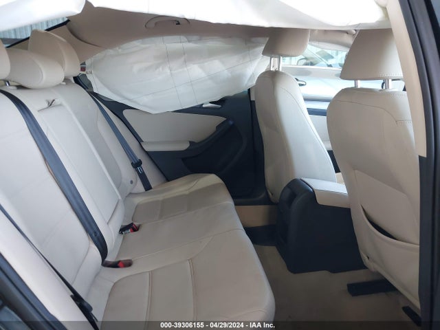 3VWLA7AJ7FM324673 Volkswagen Jetta 2.0l Tdi Se