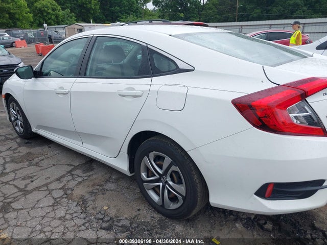Honda Civic Lx 2018 2HGFC2F54JH570226 Image 14