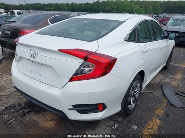 Honda Civic Lx 2018 2HGFC2F54JH570226 Image 4