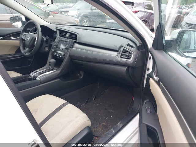 Honda Civic Lx 2018 2HGFC2F54JH570226 Image 5