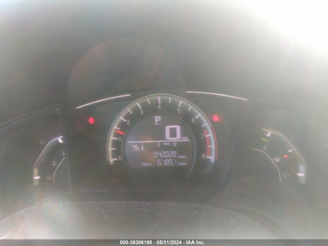 Honda Civic Lx 2018 2HGFC2F54JH570226 Image 7